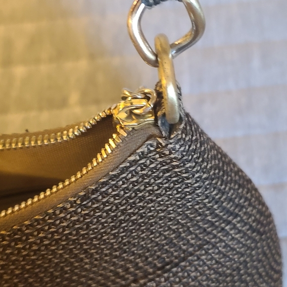 Eric Javits Tan Shoulder Bag - Picture 8 of 12